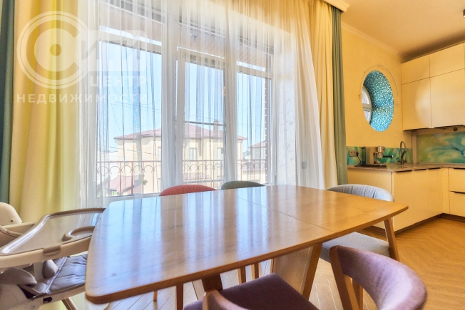 Купить квартиру на вторичке на улице Маршала Вершинина в Воронежской области. Вариант № 33628, 24, площадь -  квм, цена 15800000 рублей