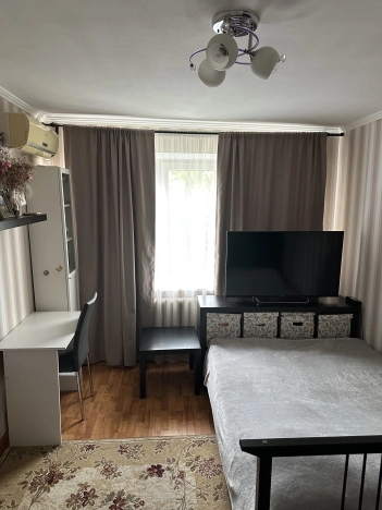 Купить трехкомнатную квартиру в Ростовской области. Вариант № 6912625, 11, площадь -  квм, цена 5800000 рублей