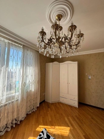 Купить трехкомнатную квартиру на улице Сколковская в Одинцове. Вариант № 7427584, 9, площадь -  квм, цена 25800000 рублей