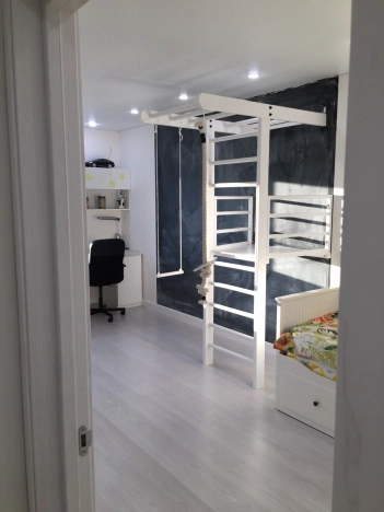 Купить трехкомнатную квартиру в Сыктывкаре. Вариант № 11061, 19, площадь -  квм, цена 17000000 рублей