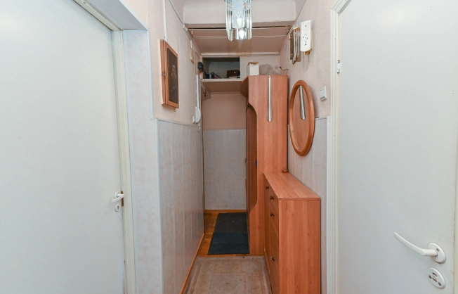 Купить трехкомнатную квартиру в Ростовской области. Вариант № 8013332, 10, площадь -  квм, цена 6200000 рублей