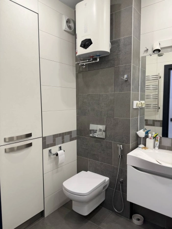 Купить квартиру на улице Ангарская в Волгограде. Вариант № 5465508, 9, площадь -  квм, цена 9950000 рублей