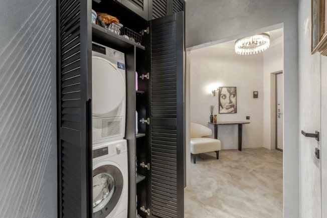 Купить трехкомнатную квартиру на улице Московское шоссе в Санкт-Петербурге. Вариант № 33660, 32, площадь -  квм, цена 59500000 рублей