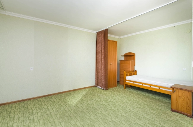 Купить однокомнатную квартиру в Микрорайоне 3-й, Тобольск в Тобольске. Вариант № 35946, 0, площадь -  квм, цена 3500000 рублей