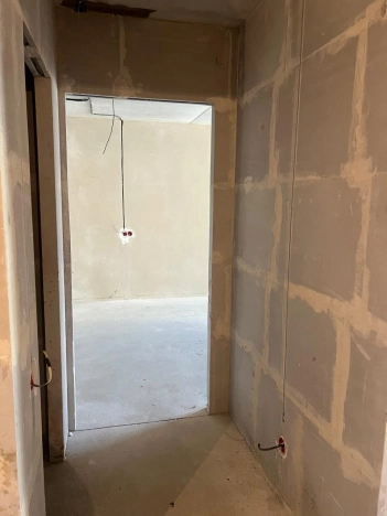 Купить однокомнатную квартиру на улице 9 Января в Воронеже. Вариант № 17593, 6, площадь -  квм, цена 5890000 рублей