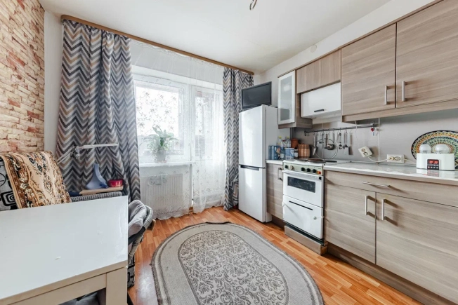 Купить квартиру в Ленинградской области. Вариант № 3064910, 13, площадь -  квм, цена 5350000 рублей