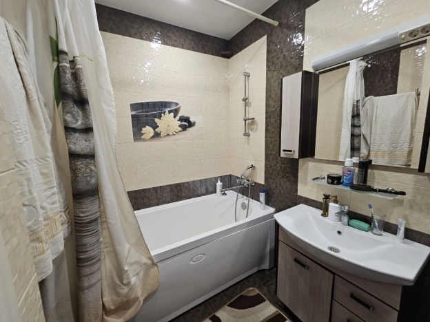 Купить трехкомнатную квартиру в Воскресенске. Вариант № 35770, 13, площадь -  квм, цена 7799999 рублей