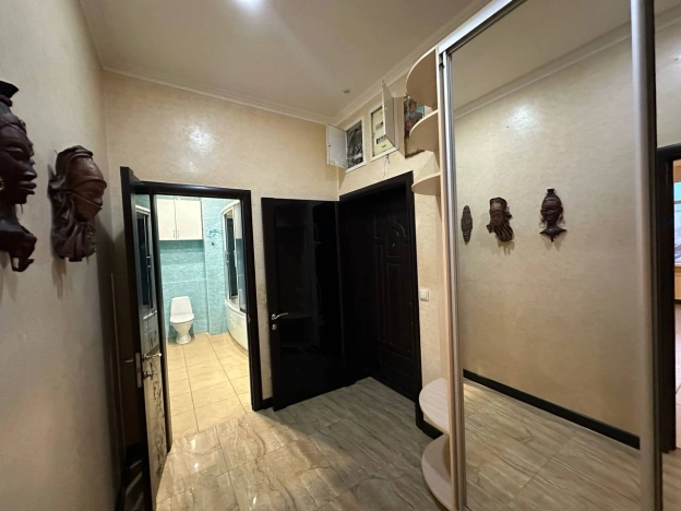 . Вариант № 10291537, 13, площадь - 75.9 квм, цена 10200000 рублей