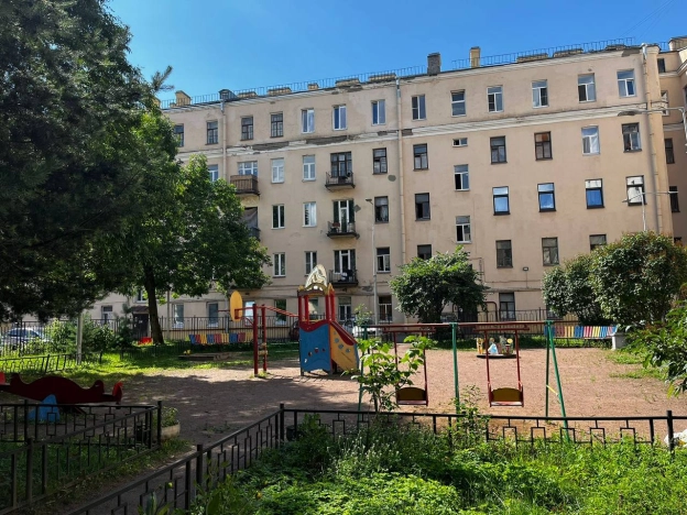 Купить двухкомнатную квартиру в районе Василеостровский в Санкт-Петербурге. Вариант № 4000459, 11, площадь -  квм, цена 13000000 рублей