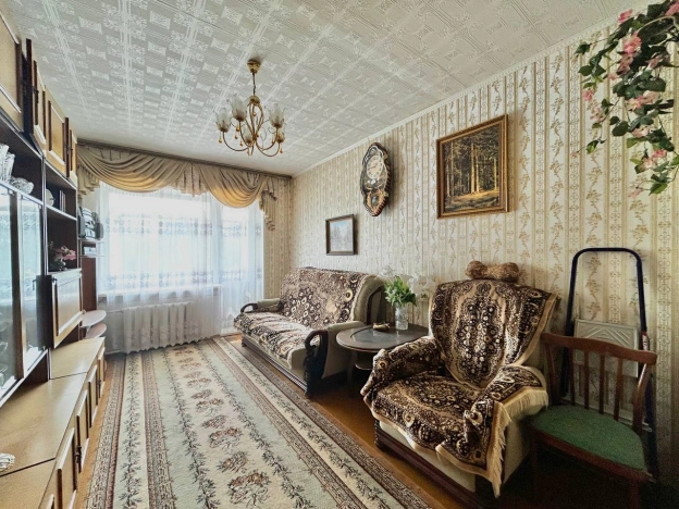 Купить двухкомнатную квартиру на улице Школьная в Калужской области. Вариант № 52129, 10, площадь -  квм, цена 2650000 рублей