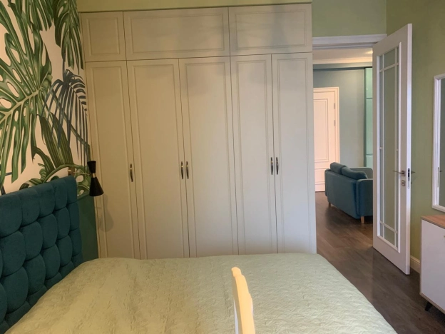 Купить квартиру в Москве. Вариант № 9864905, 3, площадь -  квм, цена 41000000 рублей