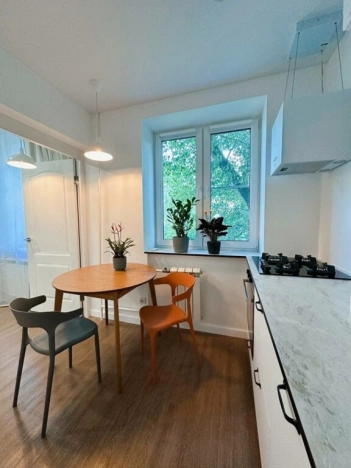 Купить квартиру в Москве. Вариант № 8159238, 4, площадь -  квм, цена 25800000 рублей