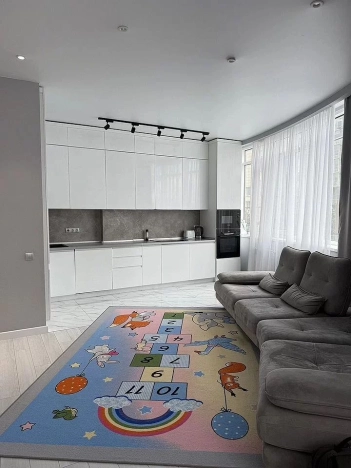 Купить трехкомнатную квартиру в районе Кировский в Ростове-на-Дону. Вариант № 240132, 4, площадь -  квм, цена 22800000 рублей