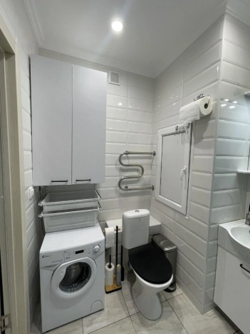 Купить квартиру в Москве. Вариант № 8425694, 10, площадь -  квм, цена 21000000 рублей