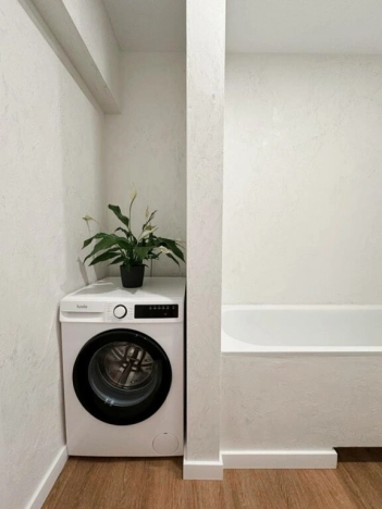 Купить квартиру в Москве. Вариант № 8159238, 7, площадь -  квм, цена 25800000 рублей