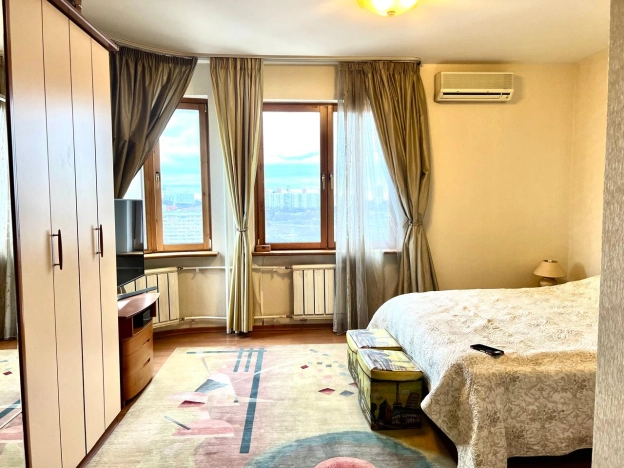 Снять квартиру в Москве. Вариант № 6641491, 22, площадь -  квм, цена 120000 рублей