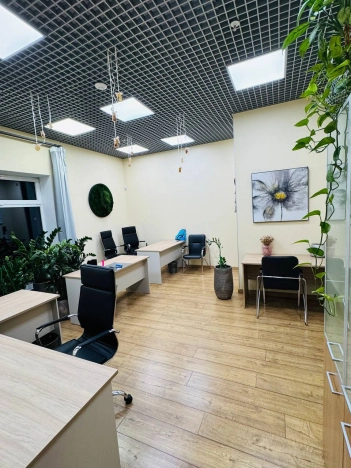 Снять коммерческую недвижимость в Москве. Вариант № 43126, 16, площадь - квм, цена 420000 рублей