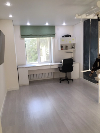 Купить трехкомнатную квартиру в Сыктывкаре. Вариант № 11061, 22, площадь -  квм, цена 17000000 рублей