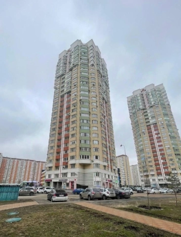 Купить квартиру в Москве. Вариант № 5657019, 25, площадь -  квм, цена 16590000 рублей