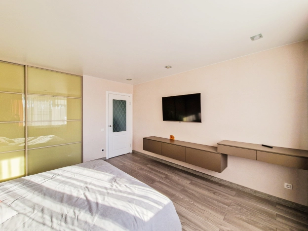 Купить однокомнатную квартиру в Иванове. Вариант № 3373288, 9, площадь -  квм, цена 5180000 рублей