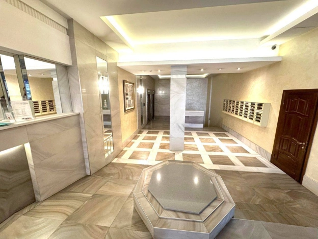 Купить квартиру в Москве. Вариант № 8011539, 15, площадь - квм, цена 87000000 рублей