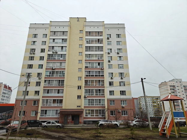 Купить однокомнатную квартиру на вторичке в Пензенской области. Вариант № 9587388, 0, площадь -  квм, цена 4490000 рублей