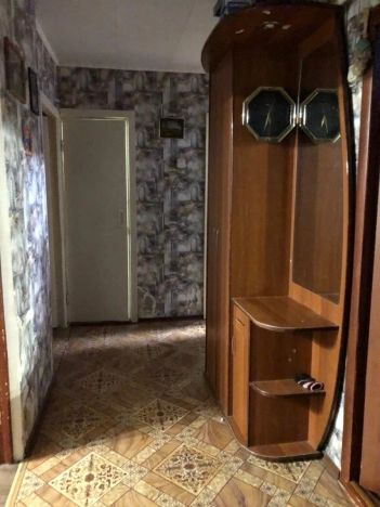 Купить квартиру на улице Школьная в Вологодской области. Вариант № 1641, 2, площадь -  квм, цена 950000 рублей