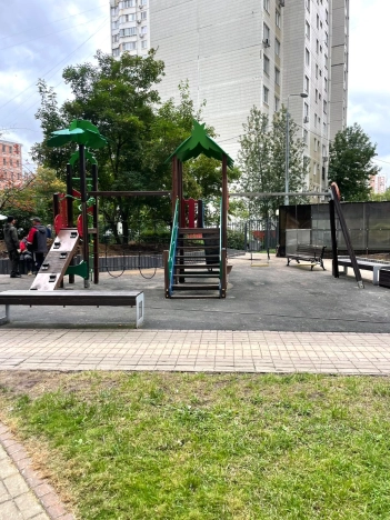 Купить квартиру в Москве. Вариант № 3376955, 24, площадь - квм, цена 20500000.0000 рублей