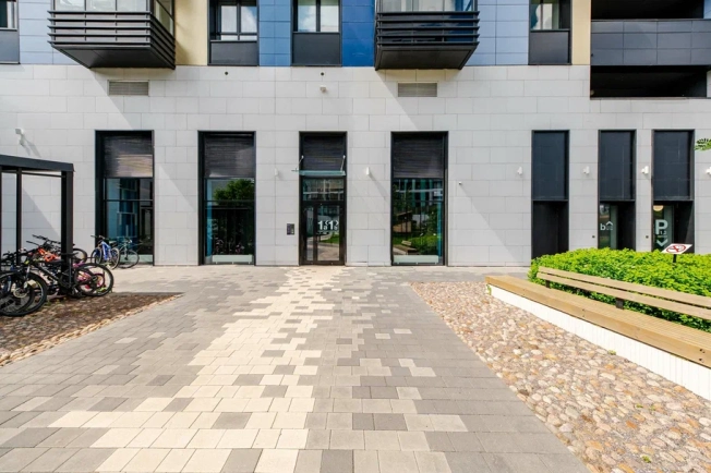 Купить однокомнатную квартиру на вторичке у метро Проспект Ветеранов в Санкт-Петербурге. Вариант № 6565, 30, площадь -  квм, цена 14100000 рублей