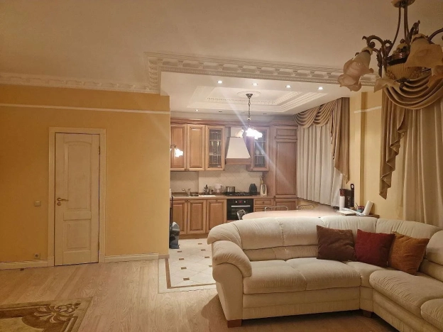 Купить квартиру в Москве. Вариант № 10624024, 1, площадь -  квм, цена 25000000 рублей