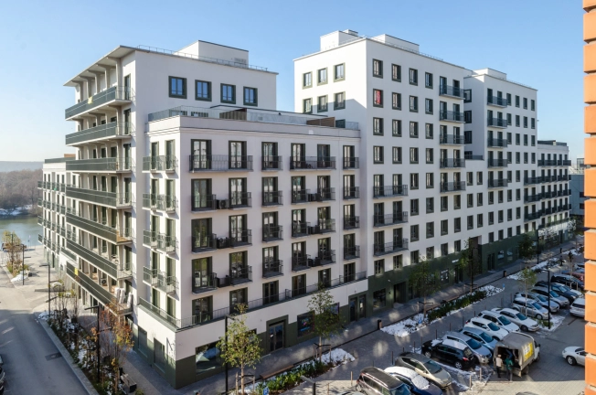 Купить трехкомнатную квартиру в Новосибирске. Вариант № 7625992, 2, площадь -  квм, цена 14000000 рублей