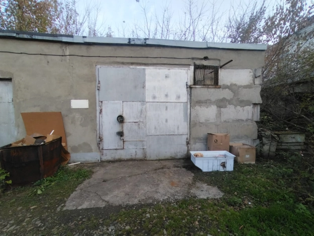 Купить здания в Бийске. Вариант № 6202497, 8, площадь - квм, цена 5300000 рублей