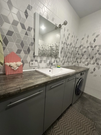 Купить квартиру на улице Расула Гамзатова в Волгограде. Вариант № 56112, 11, площадь -  квм, цена 8450000 рублей