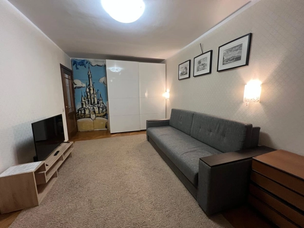 Купить квартиру в Москве. Вариант № 10419760, 4, площадь -  квм, цена 27200000 рублей