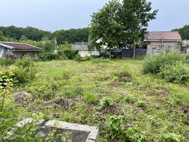 Купить земельный участок в Калининграде. Вариант № 56090, 10, площадь -  квм, цена 1950000 рублей