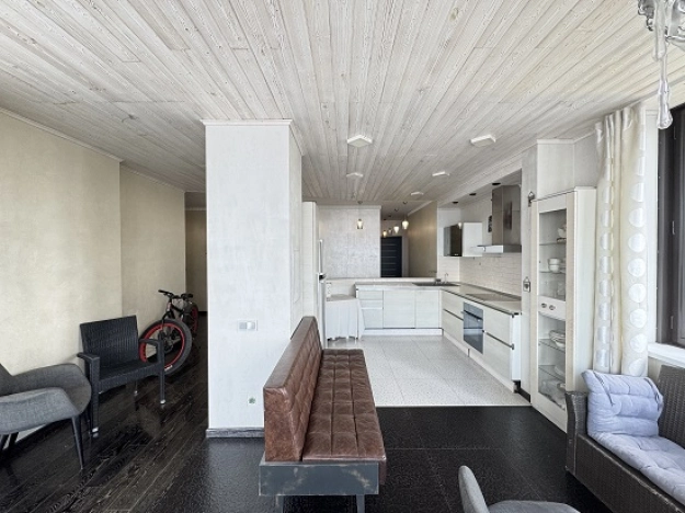 Купить четырехкомнатную квартиру на вторичке в Московской области. Вариант № 820646, 24, площадь - квм, цена 64690000 рублей