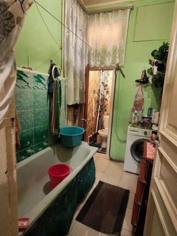 Купить трехкомнатную квартиру в районе Кировский в Ростове-на-Дону. Вариант № 3165351, 8, площадь -  квм, цена 5700000 рублей