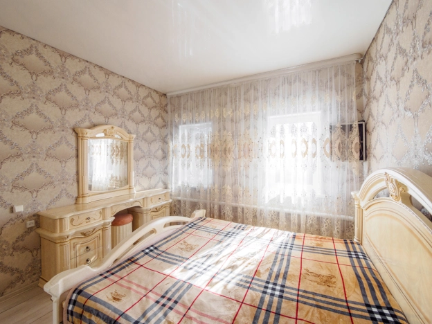 Купить дом в Микрорайоне Порт-Артур в Омске. Вариант № 31442, 9, площадь - квм, цена 6600000 рублей