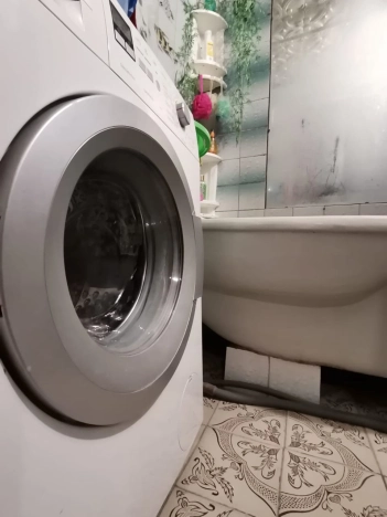 Купить трехкомнатную квартиру в Калуге. Вариант № 3808, 16, площадь -  квм, цена 6300000 рублей