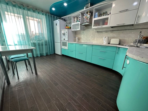 Купить однокомнатную квартиру в Благовещенске. Вариант № 10977909, 0, площадь - квм, цена 6500000 рублей