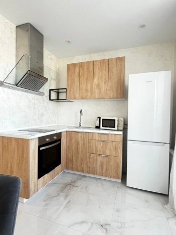 Купить однокомнатную квартиру в районе Дзержинский в Волгограде. Вариант № 5751406, 1, площадь -  квм, цена 6400000 рублей