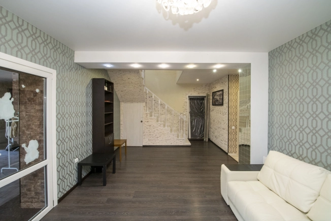 Купить дом на улице Школьная в Нижегородской области. Вариант № 8684619, 16, площадь -  квм, цена 24150000 рублей