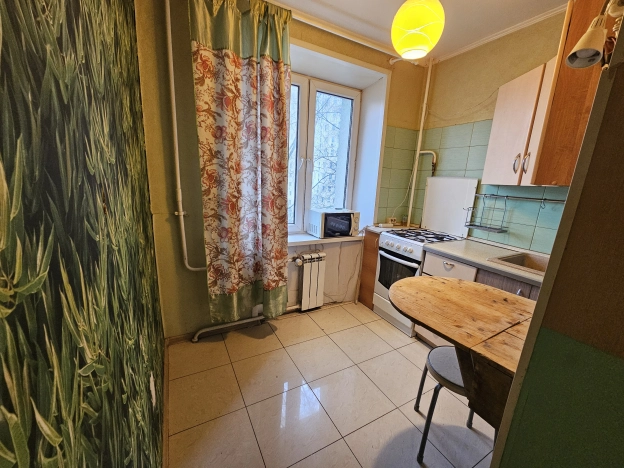 Купить квартиру в Москве. Вариант № 10276102, 4, площадь -  квм, цена 14000000 рублей