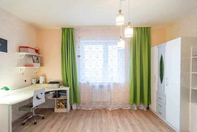 Купить трехкомнатную квартиру на улице проезд Алексея Афанасьева в Петрозаводске. Вариант № 2352842, 10, площадь -  квм, цена 8700000 рублей