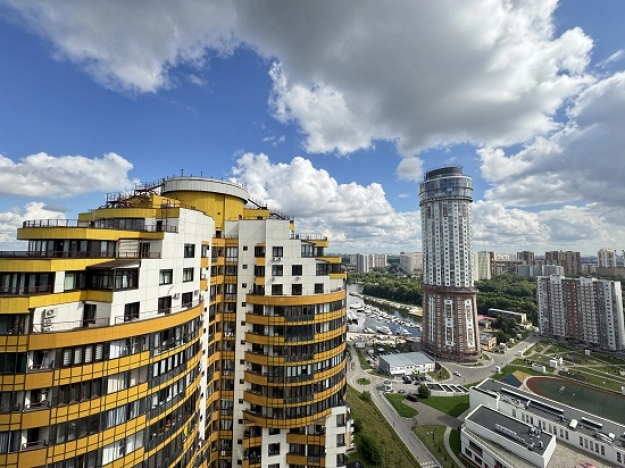 Купить четырехкомнатную квартиру на вторичке в Московской области. Вариант № 820646, 40, площадь - квм, цена 64690000 рублей