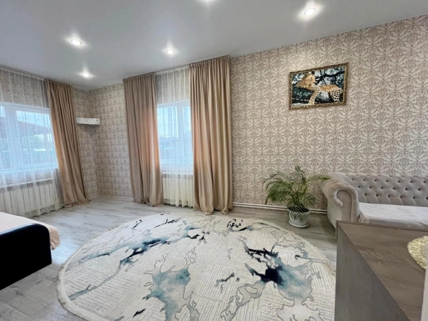 Купить дом в Москве. Вариант № 8490347, 5, площадь -  квм, цена 9500000 рублей