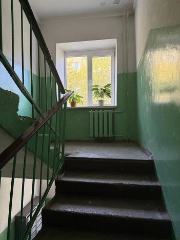 Купить трехкомнатную квартиру в Новосибирске. Вариант № 6242761, 5, площадь -  квм, цена 5450000 рублей