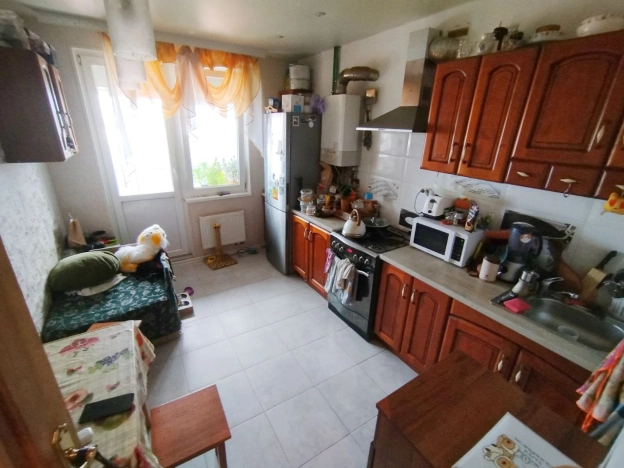 Купить четырехкомнатную квартиру в Калининградской области. Вариант № 453723, 4, площадь -  квм, цена 11000000 рублей