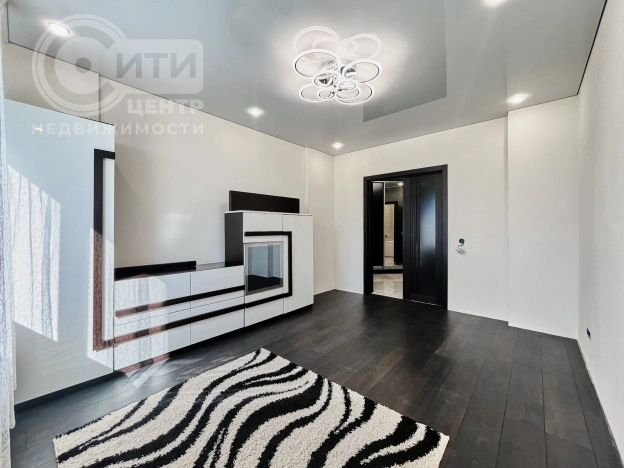 Купить однокомнатную квартиру на улице Ленинский проспект в Воронеже. Вариант № 3346643, 5, площадь -  квм, цена 6700000 рублей