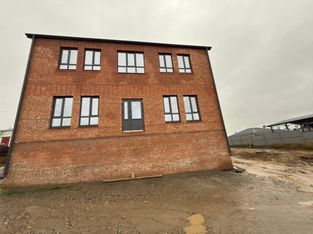 Купить дом в Элисте. Вариант № 8819924, 3, площадь -  квм, цена 9500000 рублей